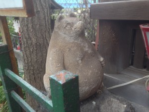 柳森神社 狸像